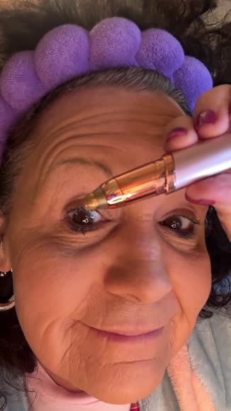 Video review of eterus Rechargeable Eyebrow Hair Remover  by 677c56dbc2626be5c8dd4baa