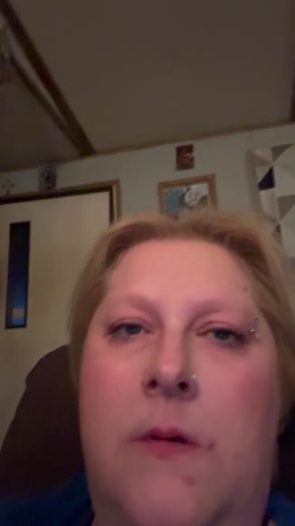 Video review of  get BIG! lashes v. waterproof mascara  by 67868e0097efa16e7a8b738d