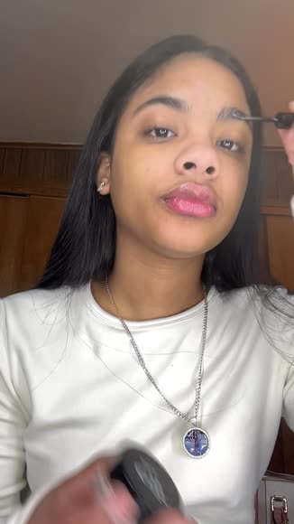 Video review of  Brow Lift  by queenmunoz156