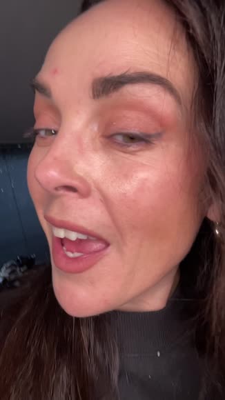 Video review of  Volumizing Tinted Brow Gel  by 6510d3ad11d1edf83619bc19