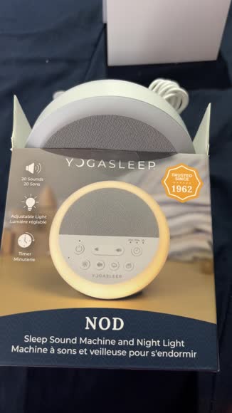 Video review of Yogasleep Nod White Noise Machine with Night Light  by 6783e9fafcd36b5b9174ef27