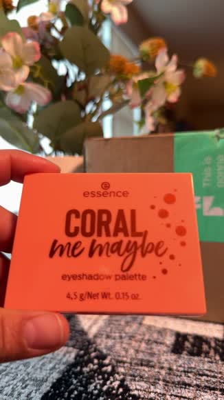 Video review of  Coral me maybe eyeshadow palette  by 67859e50005e62b1bb966fa3
