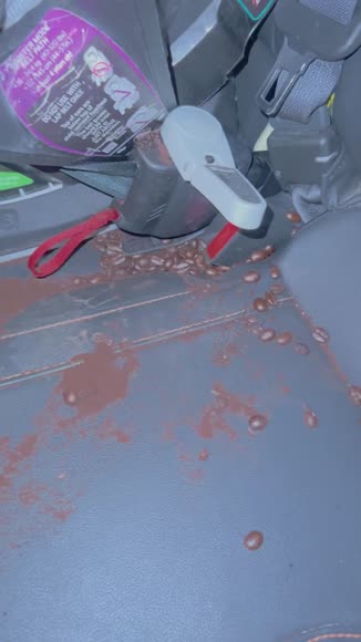 Video review of Usuie Cordless Handhelds Car Vacuum Cleaner  by 675f826e1f3a2c524c6e1de0