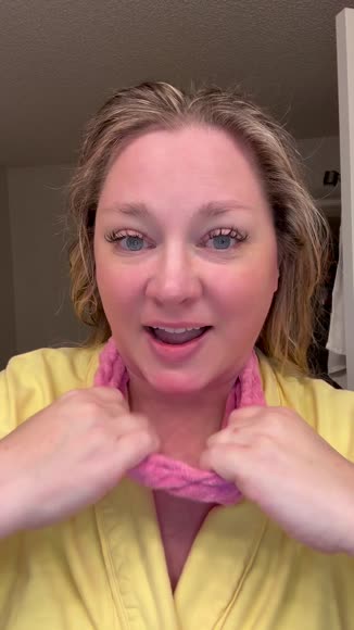 Video review of Clips Fashion & Beauty  by 6778c34280631e421a158cbc