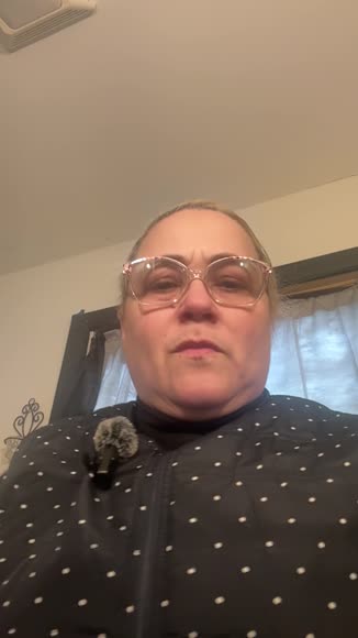 Video review of Trestique Brow Pencil + Gel  by 67b0156efabd62987b5e7a1b