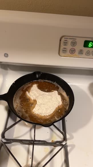 Video review of  Pre-Seasoned Cast Iron Skillet Fry Pan Set  by 679aa7e9d9e2377d8a0f824d