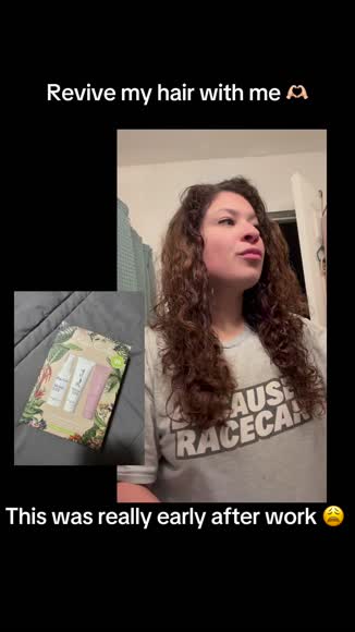 Video review of  3-Step Styling Kit for Curls  by 6701cf0d1e454a409dc54bfd