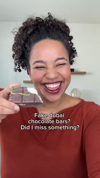 Video review of Ceres Gourmet Handmade Dubai Chocolate Pistachio Bar  by maddsmaxjesty