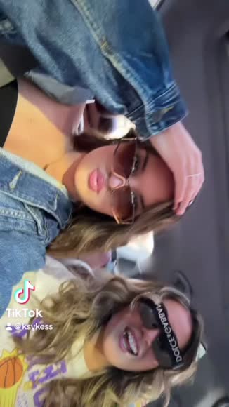 Video review of  Fashion & Beauty  by sykeskeely