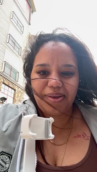 Video review of Gadgetfly Selfie Videographer Auto Motion Hands Free Follow No App Needed  by 67acdf1a2d7d38f2fe00f28f