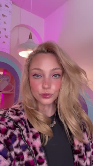 Video review of  Lip + Cheek  by haileymichelewest