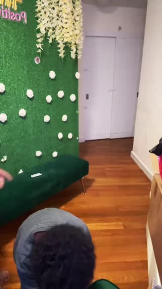 Video review of  Comedy  by 679af030d4a3459dd03058e8