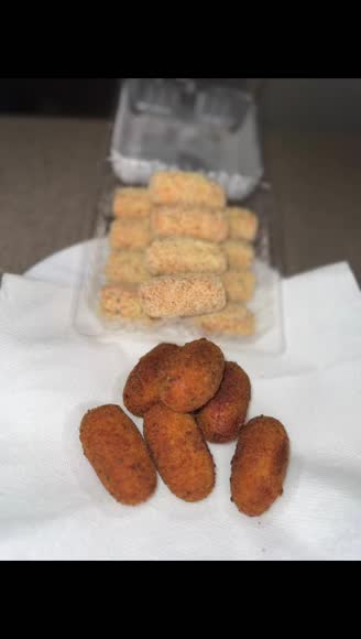 Video review of Clips Food & Drink  by 679992a8e8502a5902707581