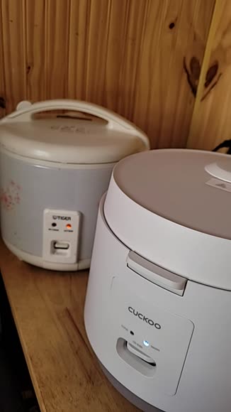 Video review of Cuckoo Electronics CUCKOO 10-Cup Rice Cooker | One-Touch Cooking, Nonstick Inner Pot & Keep-Warm Function (CR-1095)  by 6790e024aaf29bc12c8d5e0b