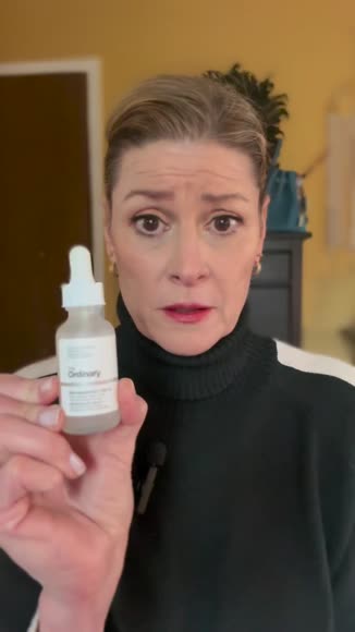 Video review of  Niacinamide 10% + Zinc 1%  by 6782dd7d1a4dad21de361e12