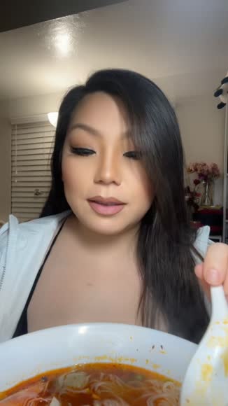 Video review of Clips Food & Drink  by 679dbbe71d795e1f3c7ac838