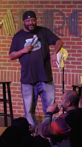 Video review of  Comedy  by 67969b98699883061dec333f