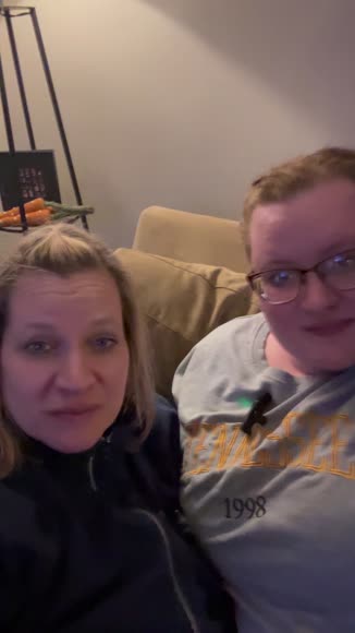 Video review of  News  by laurinmohn9