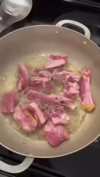 Video review of Clips Food & Drink  by 659f3fb8706c8d633cac9201