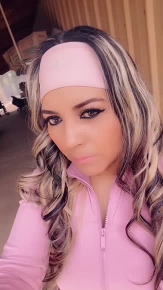 Video review of  Fashion & Beauty  by 678484b42956ffd950728733
