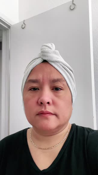 Video review of  Retinol 0.5% in Squalane  by 67942cb367c6cd0088d2bbe3