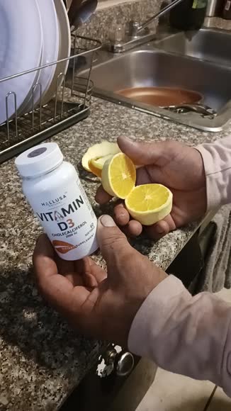 Video review of HALLUSA NATURAL Vitamin D3  by 67a135347119347a838406c1