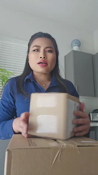 Video review of  Fashion & Beauty  by 6784a17d545350370e25dce4