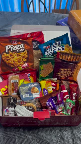 Video review of Ceres Gourmet International Snack Box, 30 Pcs  by 6799adc0c7b29f96397a8108