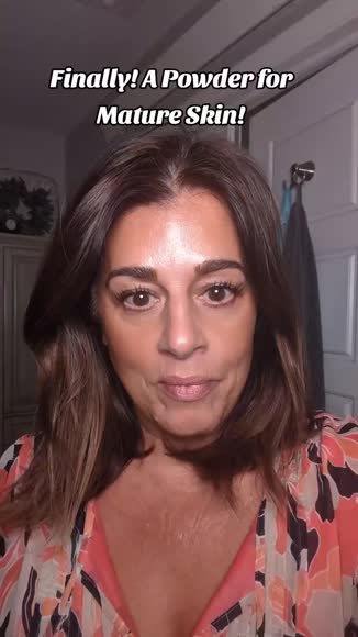 Video review of Clips Fashion & Beauty  by lralozza
