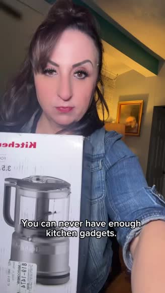 Video review of KitchenAid Food Chopper  by 675e447e5eefd0d8491fafa7