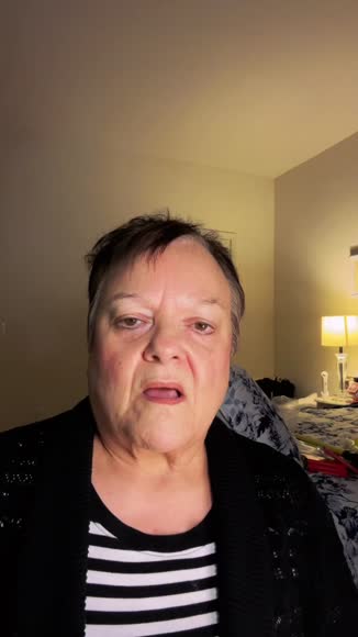 Video review of Peter Thomas Roth Retinol Fusion PM Night Serum  by grandmalaura54