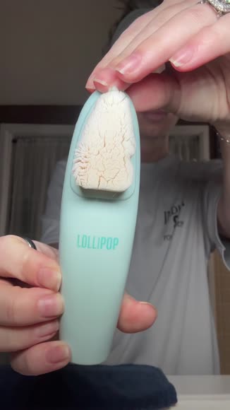 Video review of Lollipop Brushes Dual-Sided Facial Cleansing Brush for Gentle Exfoliation Oceanic by 677fe6fb5dc65528e649f538
