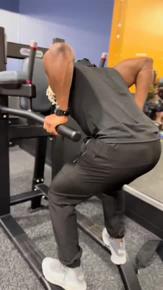 Video review of  Sports  by obadiahsamuells