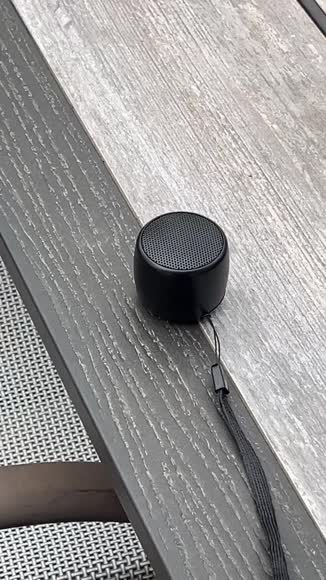 Video review of Gadgetfly Mini Bluetooth Speaker with Dual Connect for Clear Sound  by 67736528851a79ae41db0a23