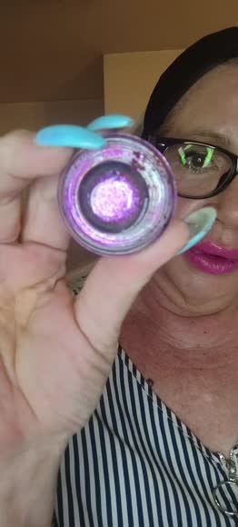 Video review of Clips Fashion & Beauty  by carriemcdow