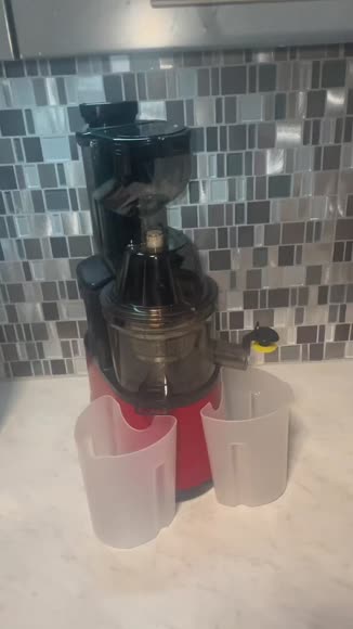 Video review of  Cold Press Juicer Machine  by 678f260136f479bceb74915b