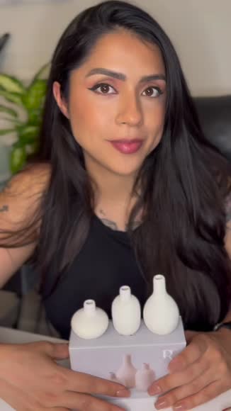 Video review of Rader Pearl Stoneware Mini Vase Set - Set of 3  by 6571fcdcc3c8b703a0d49766