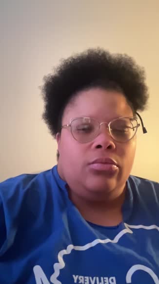 Video review of Laura Mercier Longwear Lip Liner  by 6798d73e11d1965617400896