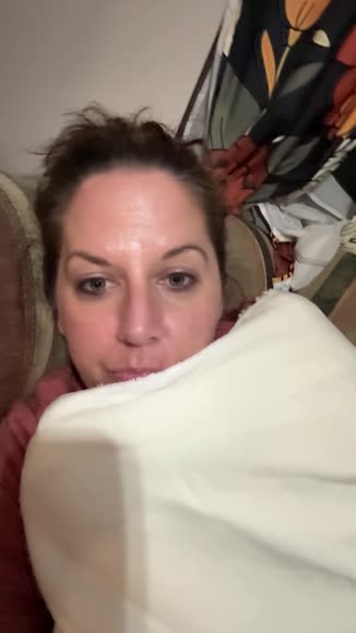 Video review of Elegant Comfort Elegant Comfort Ombre Printed - Sherpa Backed Plush Throw Blankets  by 6696a18f4d4b99cdeabb5392