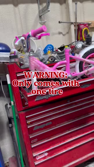Video review of Gbruno Store Carbon Steel Kid Bike  by madymoore1999