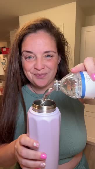 Video review of WaterH WaterH BOOST smart water bottle  by 6782c55e5b2257b489aa311b