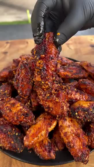 Video review of Clips Food & Drink  by 678625e9a844e85382ebd3ac