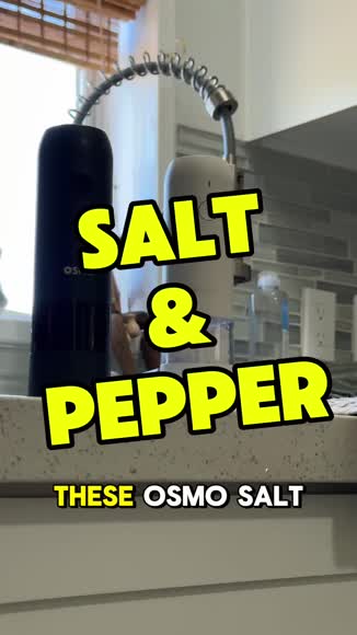 Video review of  Rechargeable Electric Salt Grinder  by wyatttech