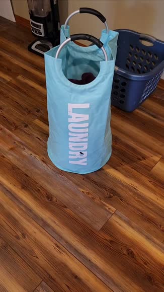 Video review of Zulay Kitchen Home Laundry Basket  by 67c1f93d63a9dcb3ab418cf4