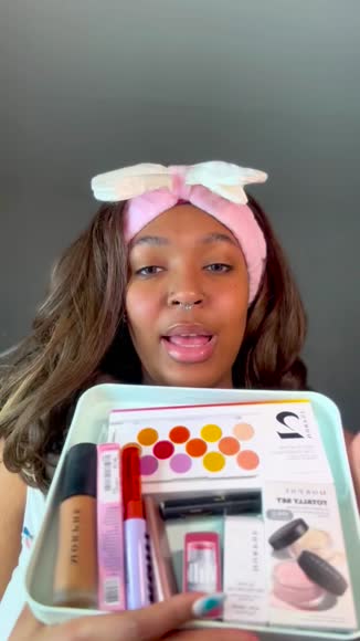 Video review of  Fashion & Beauty  by 67847ffa237048ecfecb1f9a