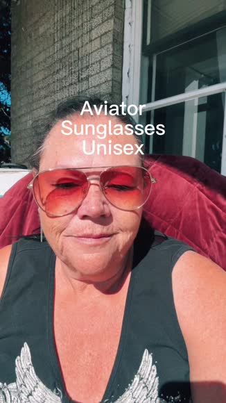Video review of Blue Gem Sunglasses Unisex Aviator Sunglasses  by danawaddell44