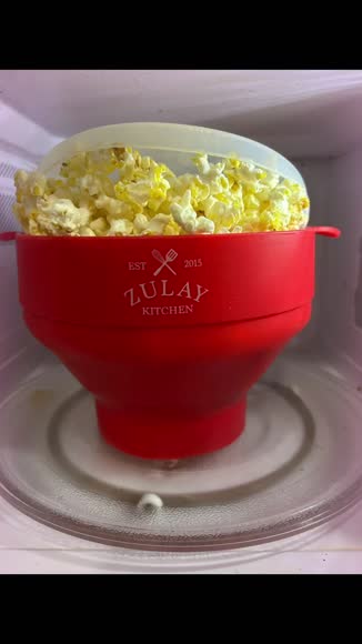 Video review of Zulay Kitchen Collapsible Silicone Popcorn Maker  by 632d0f732b9474994ebb8d9e