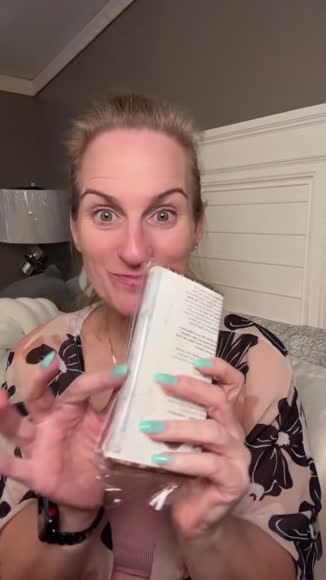 Video review of Ceres Gourmet Viral Dubai Chocolate Bar Dark  by 6772f57321649089351a62bc