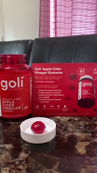 Video review of Goli Nutrition Apple Cider Vinegar Gummies  by 678740c512d4d4725e6676db