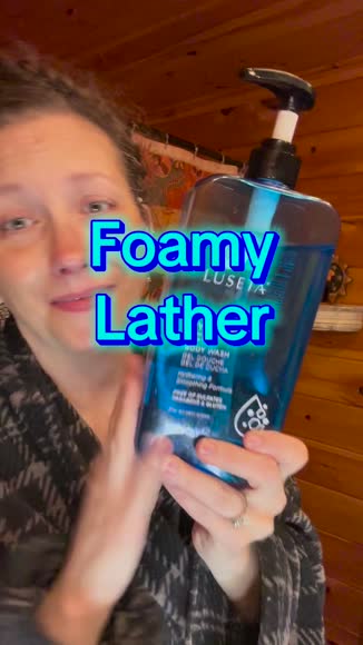 Video review of Luseta Beauty Luseta Hyaluronic Acid Body Wash 33.8oz  by 650c483f56d6f84c093977d1